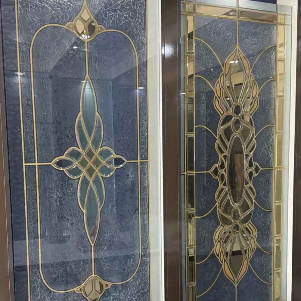 التصميم والكريستال العمل على الزجاج